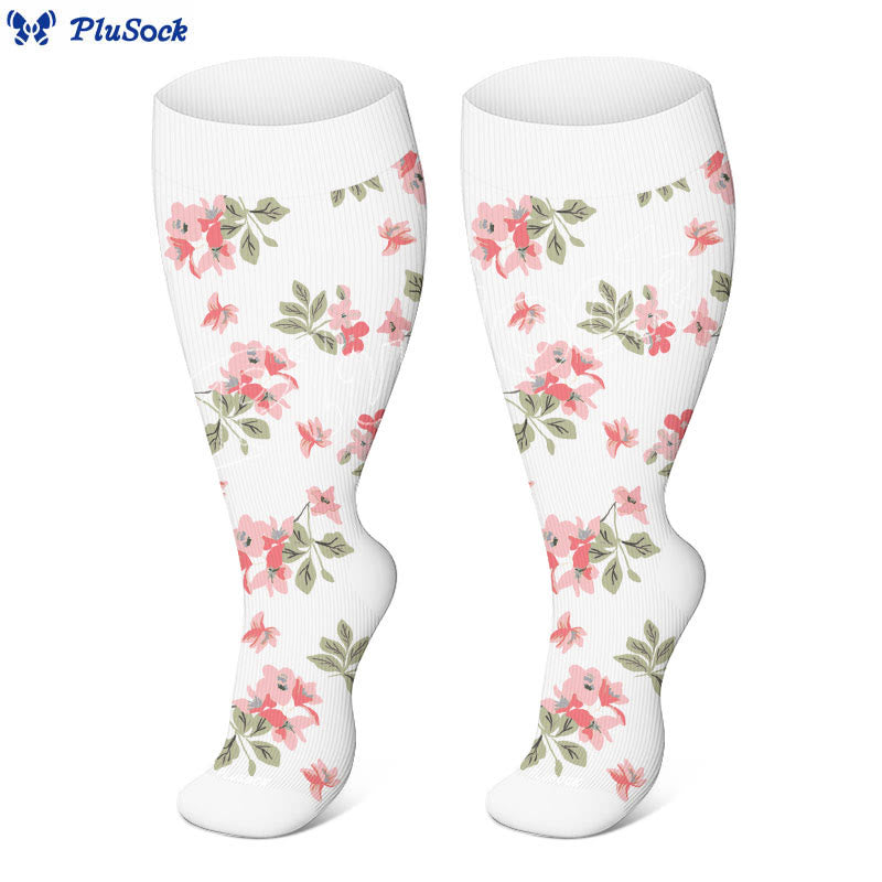 Serenity Floral Kompressionsstrümpfe in Übergröße (3 Paar) - image 2