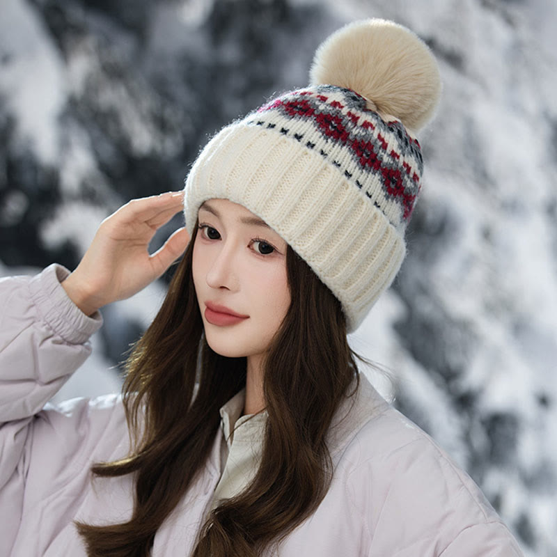 Lässige Beanie im Ethno-Stil - image 6