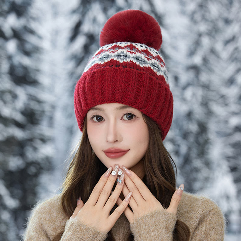 Lässige Beanie im Ethno-Stil - image 2