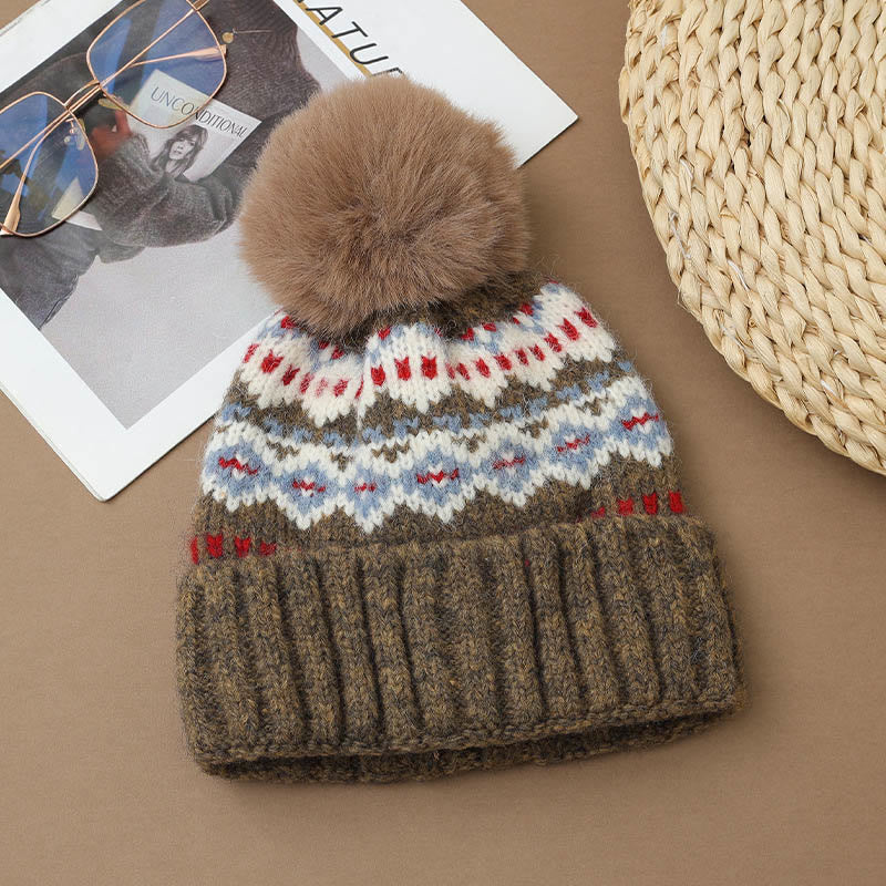 Lässige Beanie im Ethno-Stil - Khaki - One Size - image 11