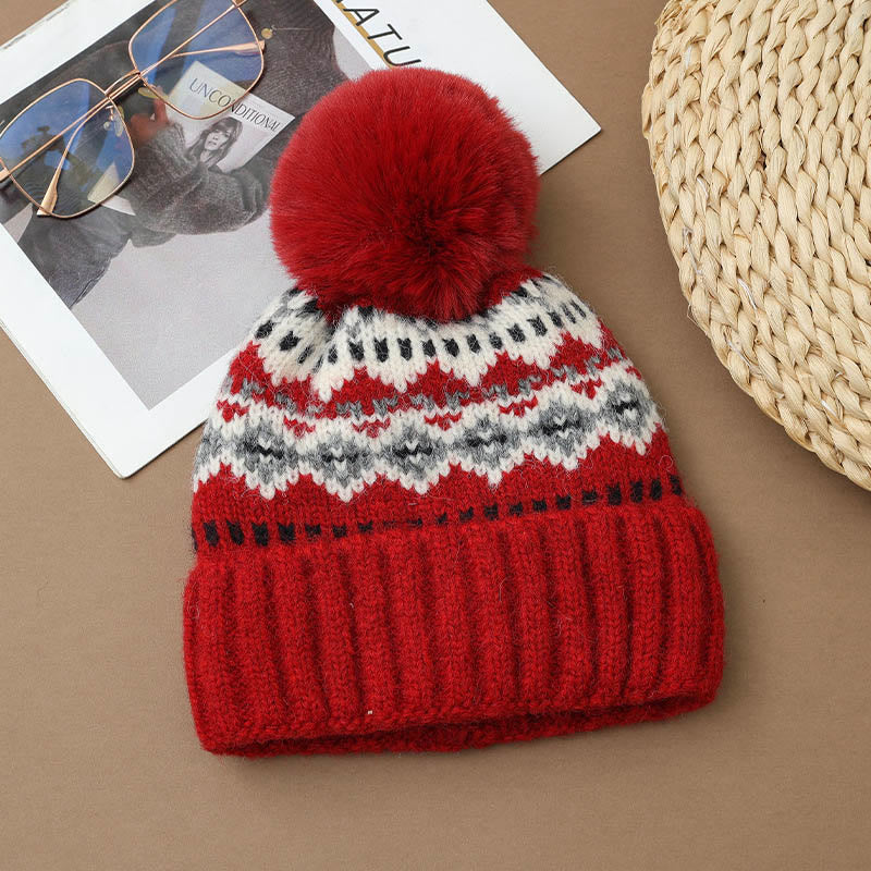 Lässige Beanie im Ethno-Stil - Rot - One Size - image 10