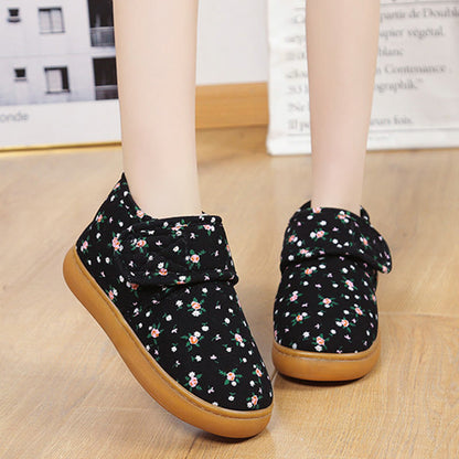 Plusock Hausschuhe mit Blumenmuster in Übergröße - image 6