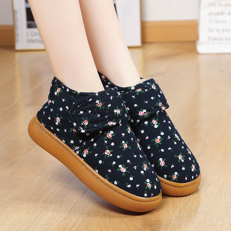 Plusock Hausschuhe mit Blumenmuster in Übergröße - image 5