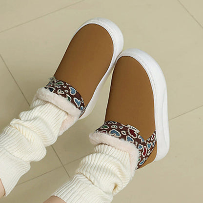 Plusock Hausschuhe in Übergröße mit Herzmuster - image 6