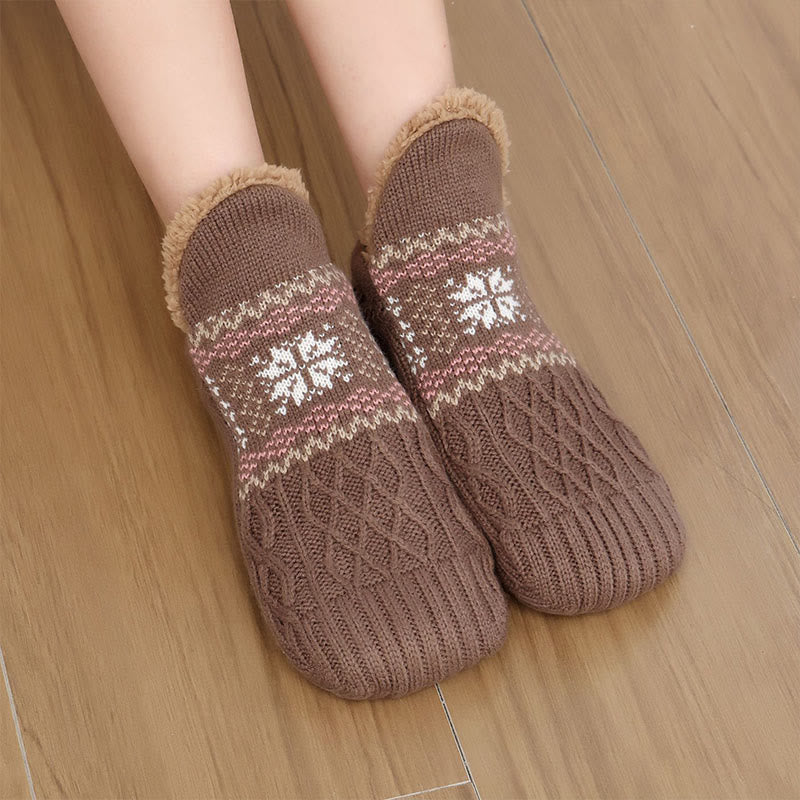Plus Size Schneeflocken-Haussocken - Kaffee - EU40-43(US7-9) - image 12