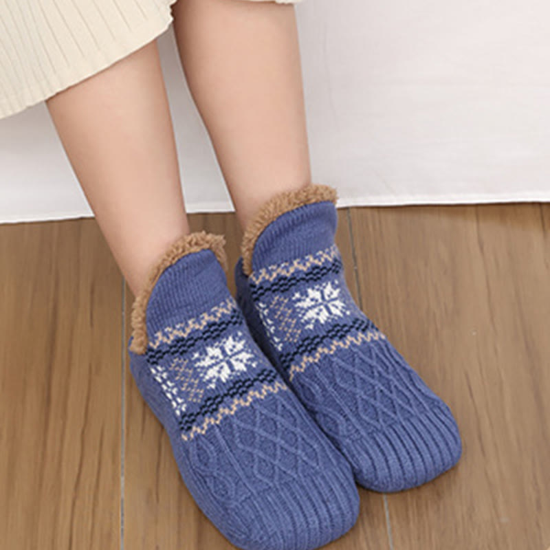 Plus Size Schneeflocken-Haussocken - image 5