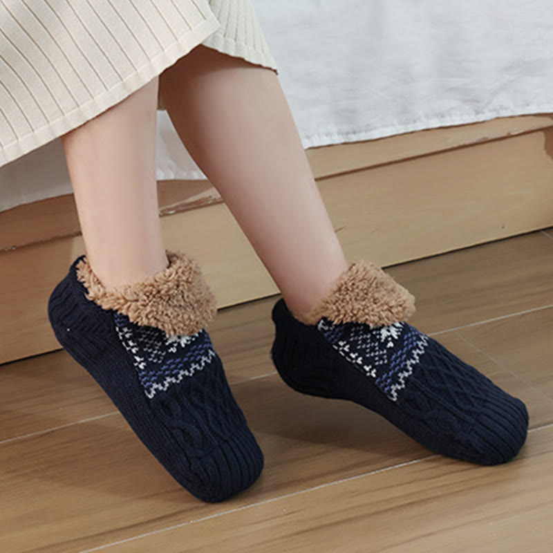 Plus Size Schneeflocken-Haussocken - image 3