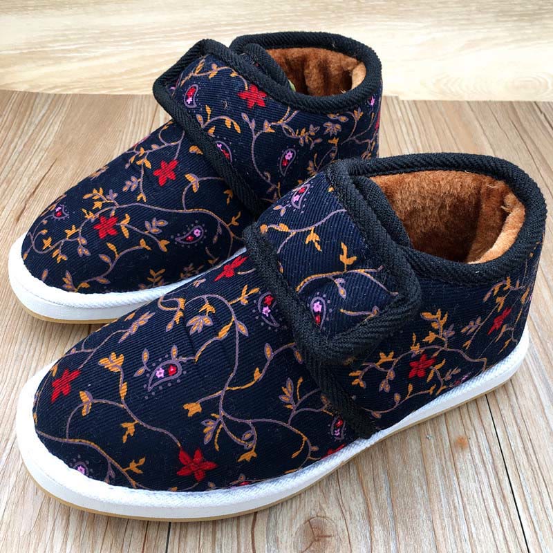 Hausschuhe in Übergröße mit Leopardenmuster und Blumenmuster - image 2