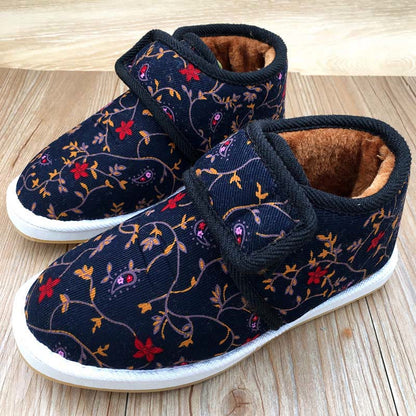 Hausschuhe in Übergröße mit Leopardenmuster und Blumenmuster - image 2