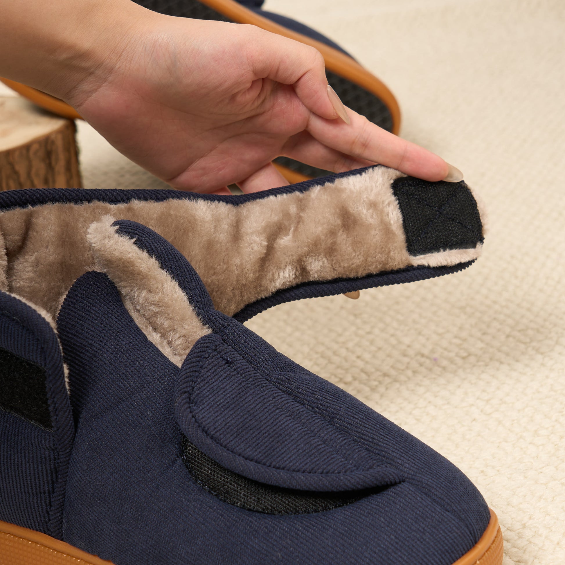 Warme Hausschuhe in Übergröße - image 2