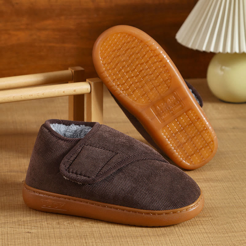 Kuschelige Fleece-Hausschuhe in Übergröße - image 9