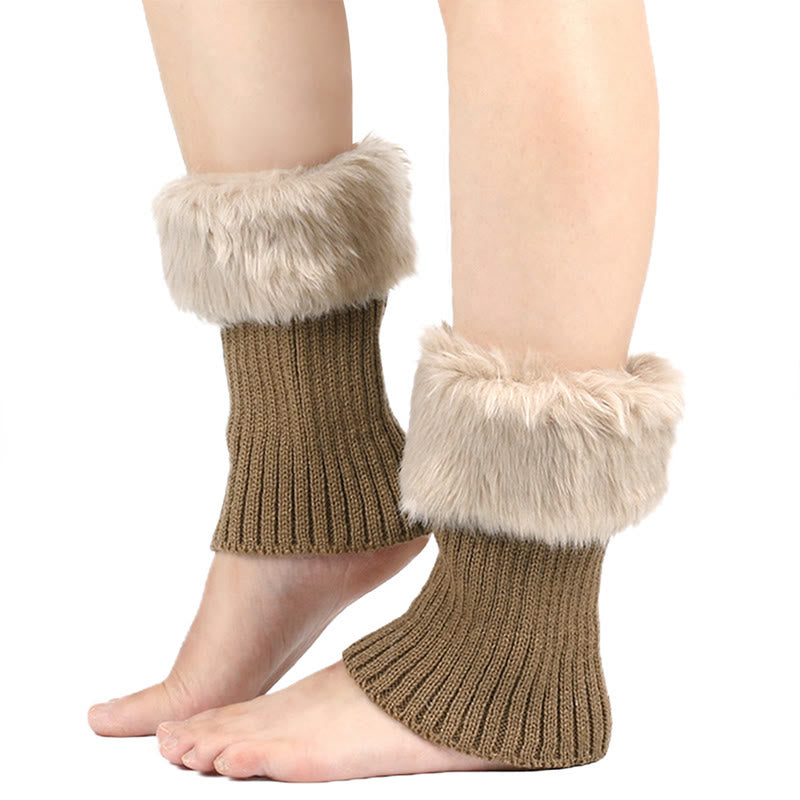 Gestrickte Stulpen mit Pelzbesatz, kurze Beinwärmer - Khaki - Einheitsgröße - image 4