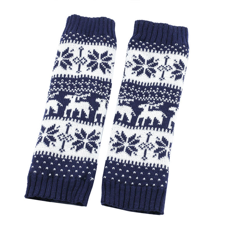 Gestrickte Beinstulpen mit Schneeflockenmuster und Hirschmotiv - image 11