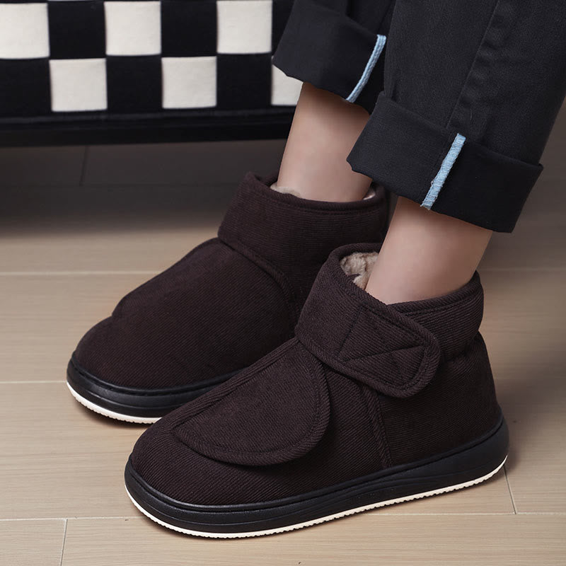 Bequeme und stabile Hausschuhe in Übergröße - image 0