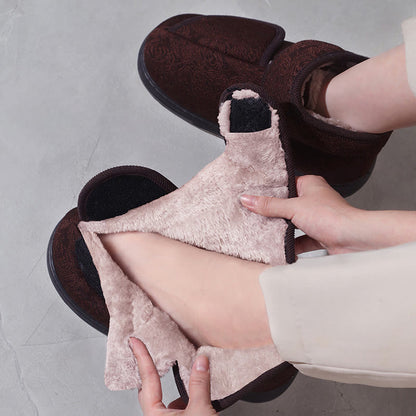 Hausschuhe mit Blumenmuster in Übergröße - image 2