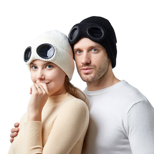 Warmhaltende Mütze mit Schutzbrille - image 0