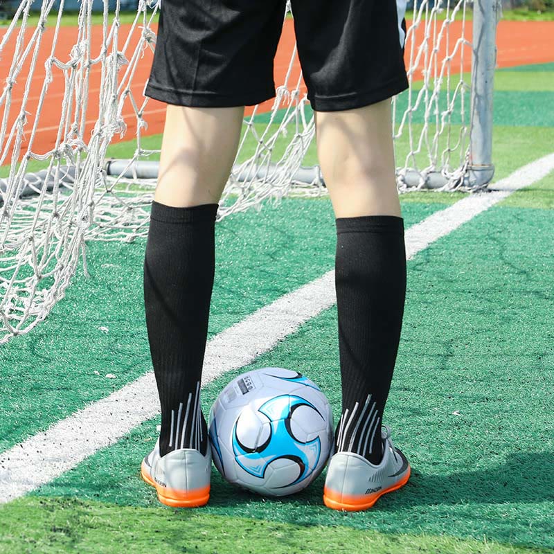 Sportliche Kompressionsstrümpfe mit vertikalen Streifen (3 Paar) - image 5