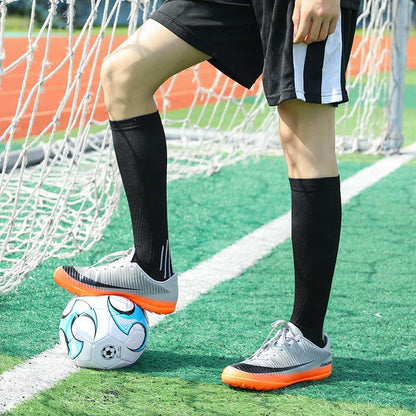 Sportliche Kompressionsstrümpfe mit vertikalen Streifen (3 Paar) - image 4