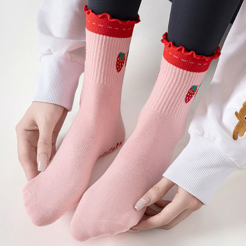 Erdbeer-Kirsch-Herz-Socken mit rutschfester Sohle (3 Paar) - image 9