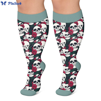 Kompressionsstrümpfe mit Totenkopfmotiv in Übergröße - image 4