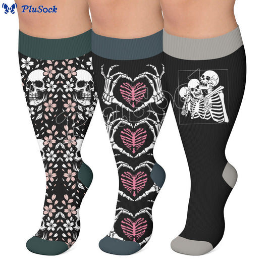 Kompressionsstrümpfe mit Herz- und Totenkopfmuster in Übergröße - image 0