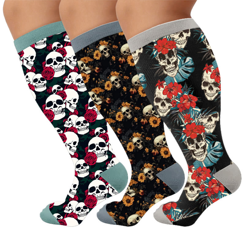 Kompressionsstrümpfe mit Totenkopfmotiv in Übergröße - Mehrfarbig (3 Paare) - 4XL - image 3