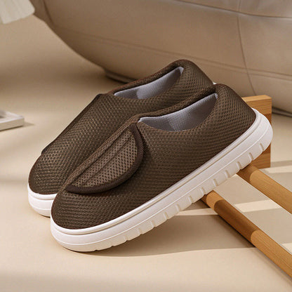 Slip-On-Hausschuhe aus Mesh mit weiter Öffnung - Braun - EU46-47 (US12-12,5) - image 3