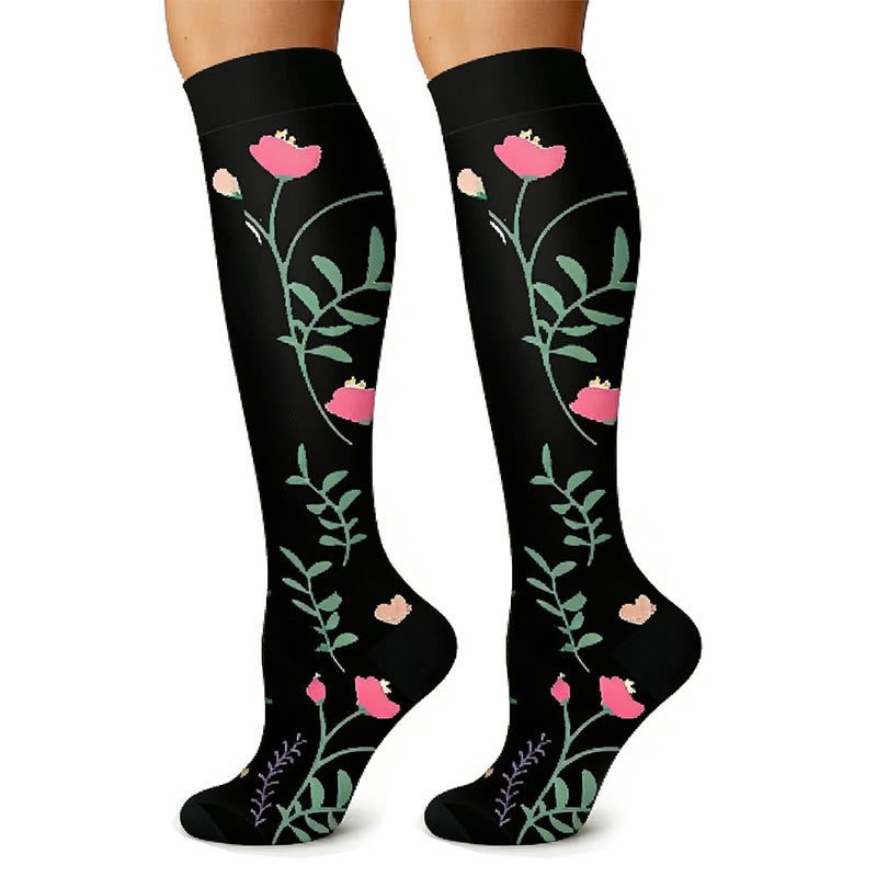 Kniehohe Kompressionsstrümpfe mit Blumenmuster in Schwarz und Weiß (6 Paar) - image 3