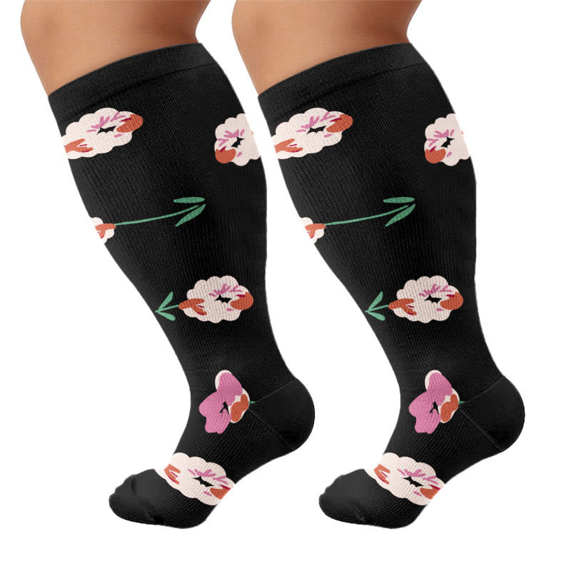 Elegante Kompressionsstrümpfe mit Blumenmuster in Übergröße - Schwarz - 4XL - image 6