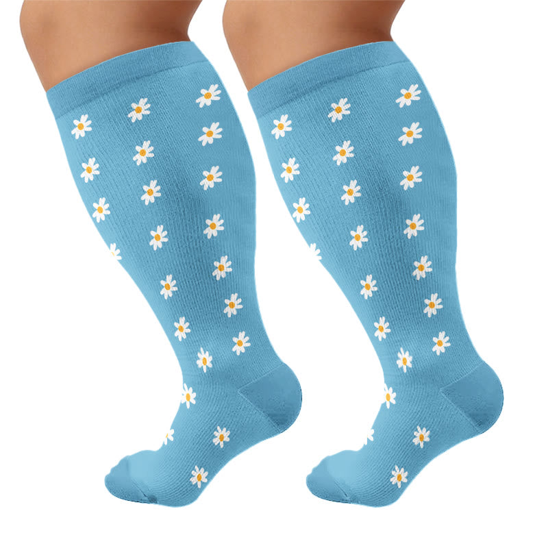 Kompressionsstrümpfe in Übergröße im Vintage-Stil mit Blumenmuster - Blau - 4XL - image 7