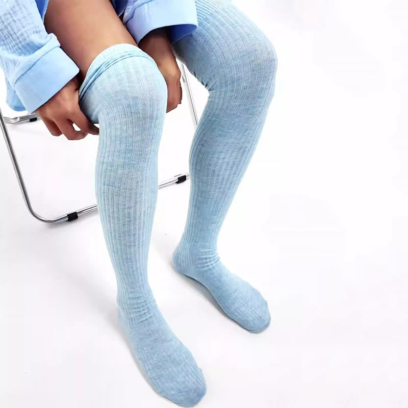 Bonbonfarbene Oberschenkelhohe Socken - image 1