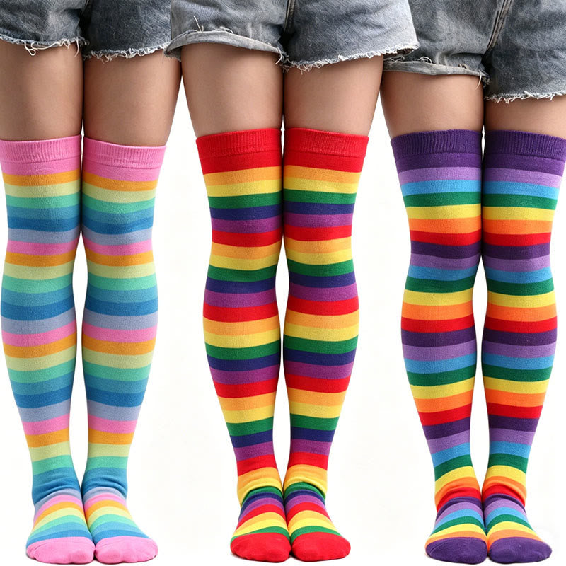 Regenbogenstreifen-Oberschenkelstrümpfe - image 2