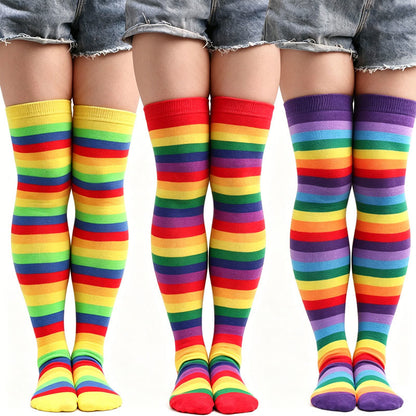 Regenbogenstreifen-Oberschenkelstrümpfe - image 1