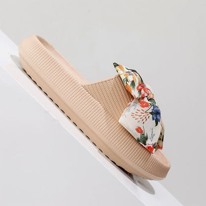 Plateau-Slipper mit floraler Schleife - image 2