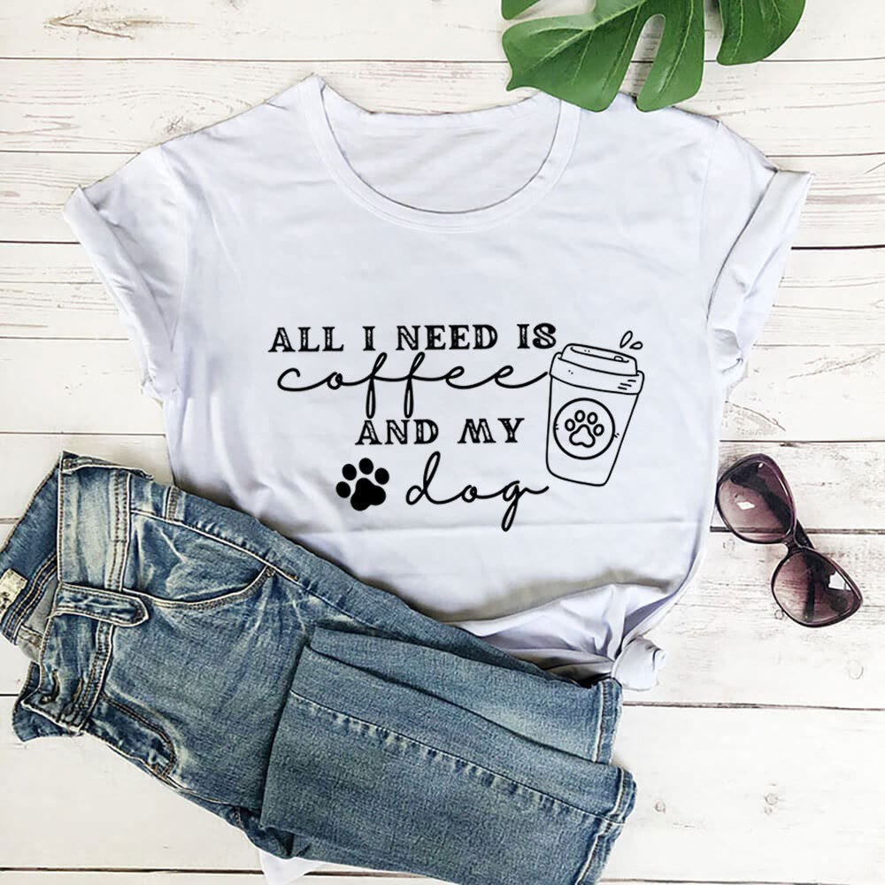 Kurzarm-T-Shirt mit Hundepfotenabdrücken in Übergröße - Weiß - 3XL - image 6