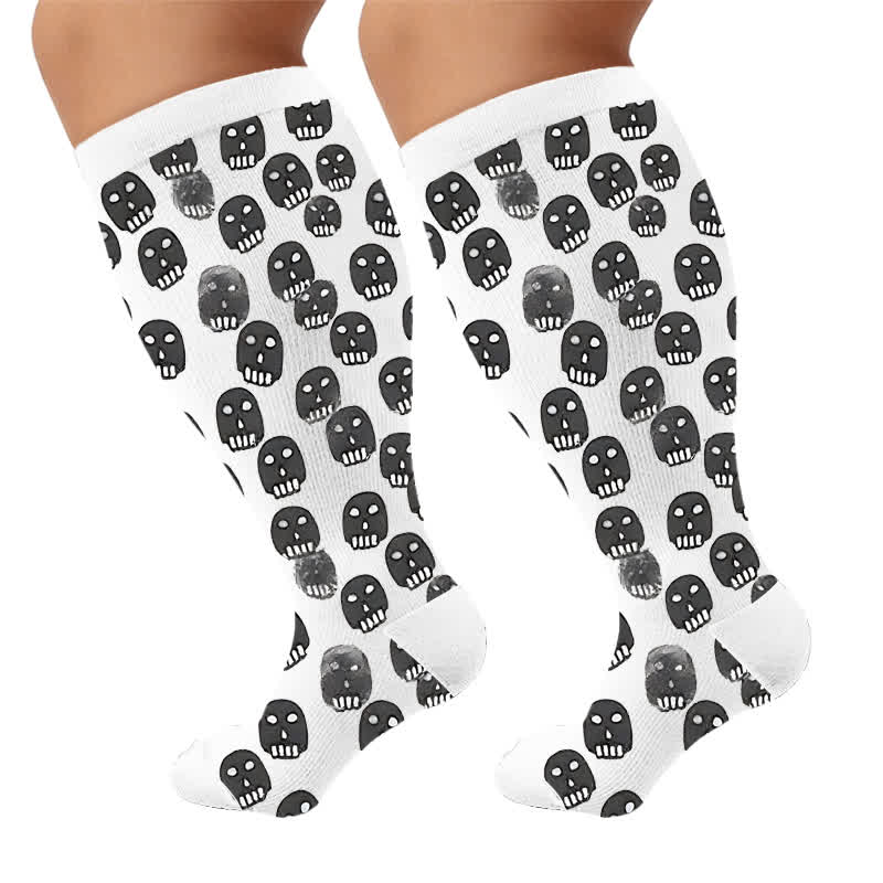 Kompressionsstrümpfe mit gemischtem Totenkopfmuster in Übergröße - Weiß (1 Paar) - 4XL - image 8