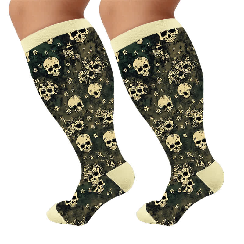 Kompressionsstrümpfe in Übergröße mit olivgrünem Totenkopf- und Blumenmuster - Gelb (1 Paar) - 4XL - image 8