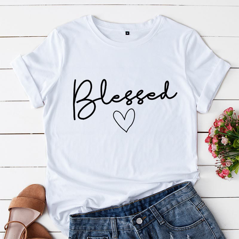 Plus Size T-Shirt mit Herzmotiv - Weiß - 5XL - image 9
