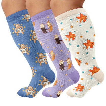 Kompressionsstrümpfe in Übergröße mit Fisch-, Katzen- und Affenmotiven - Mehrfarbig (3 Paar) - 4XL - image 4