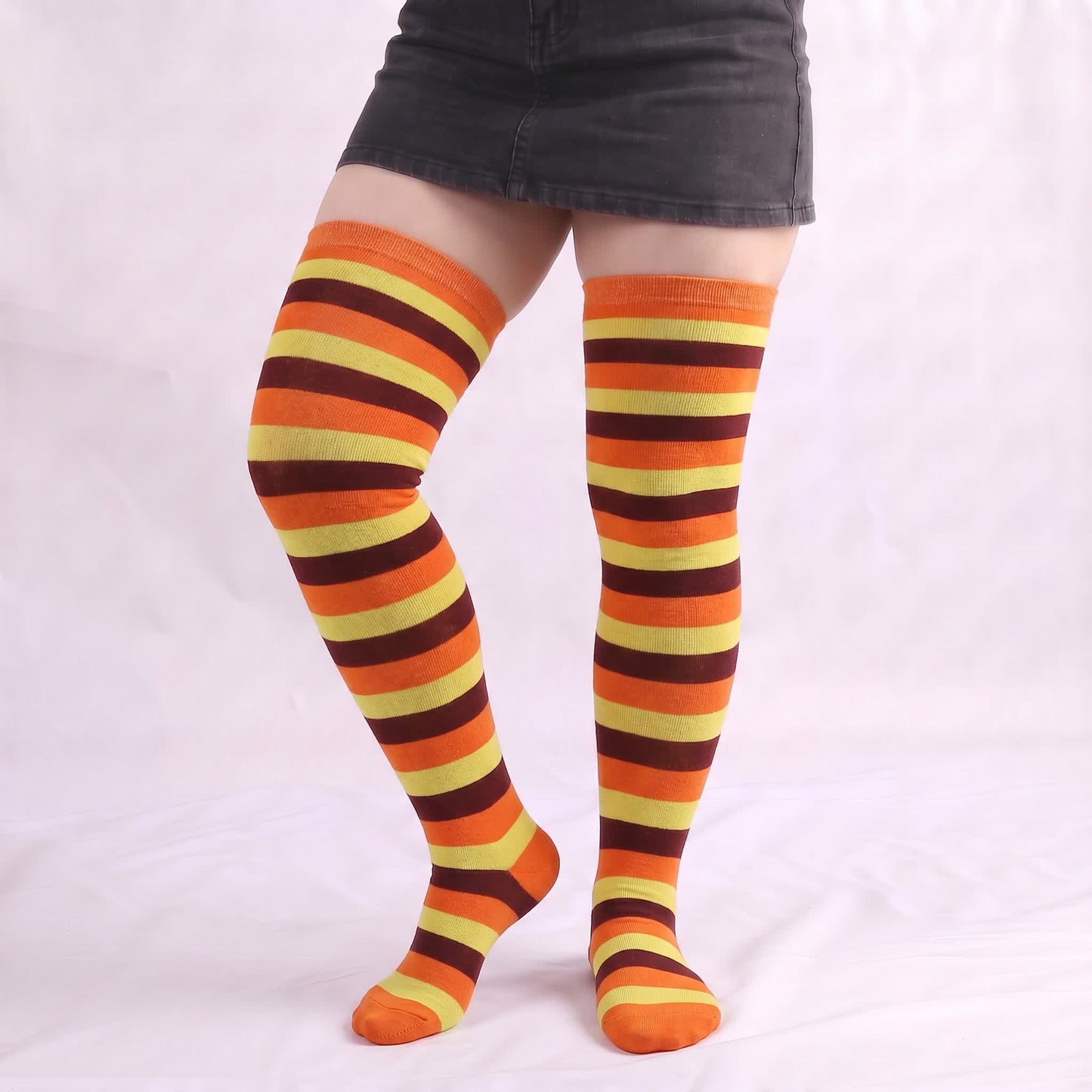 Weiche, gestreifte, lässige Oberschenkelhohe Socken (4 Paar) - Lila - Einheitsgröße - image 8