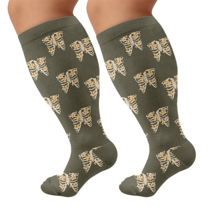 Gothic-Kompressionsstrümpfe in Übergröße mit Katzen- und Sternmotiven - Dunkelgrau (1 Paar) - 4XL - image 10