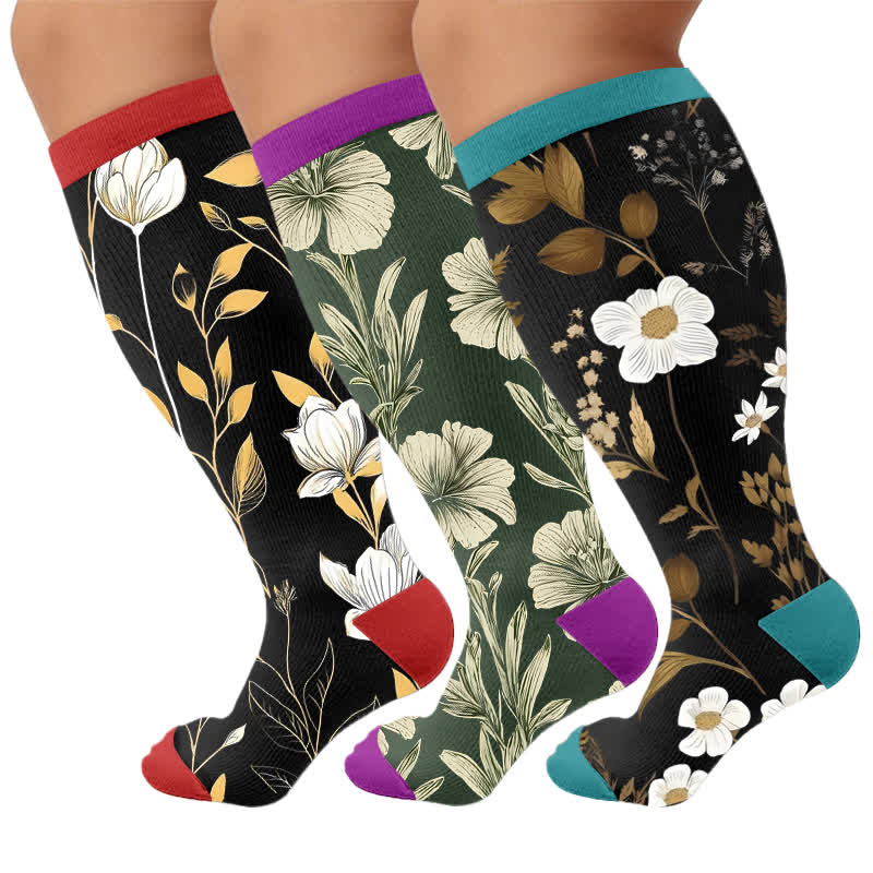 Kompressionsstrümpfe mit Blumenmuster in Übergröße und Kontrastfarben - Mehrfarbig (3 Paare) - 4XL - image 4