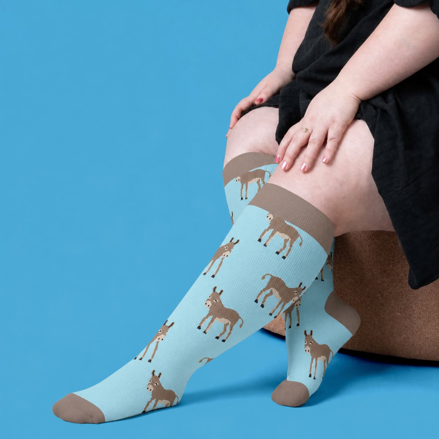 Kompressionsstrümpfe mit Tiermotiven in Übergröße - image 1