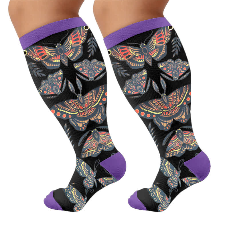 Kompressionsstrümpfe in Übergröße mit dunklem Schmetterlingsmuster - Lila (1 Paar) - 4XL - image 9