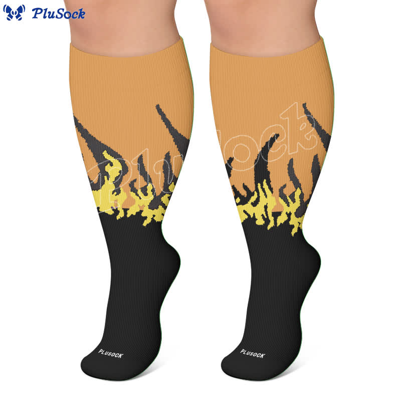 Kompressionsstrümpfe in Übergröße mit Flammenmuster - image 7