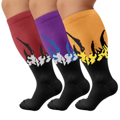 Kompressionsstrümpfe in Übergröße mit Flammenmuster - Mehrfarbig (3 Paare) - 4XL - image 4