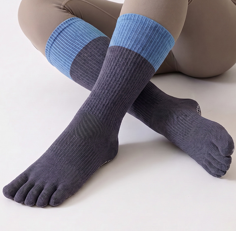 Farbblock-Overknee-Socken (2 Paar) - image 0