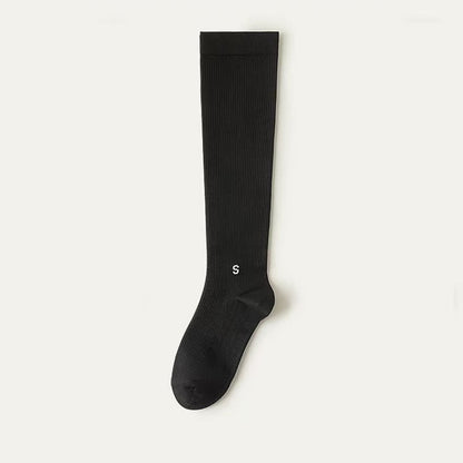 Weiße, gerippte Kompressionsstrümpfe in Übergröße (4 Paar) - Schwarz - EU36-41 (US3-7,5) - image 10