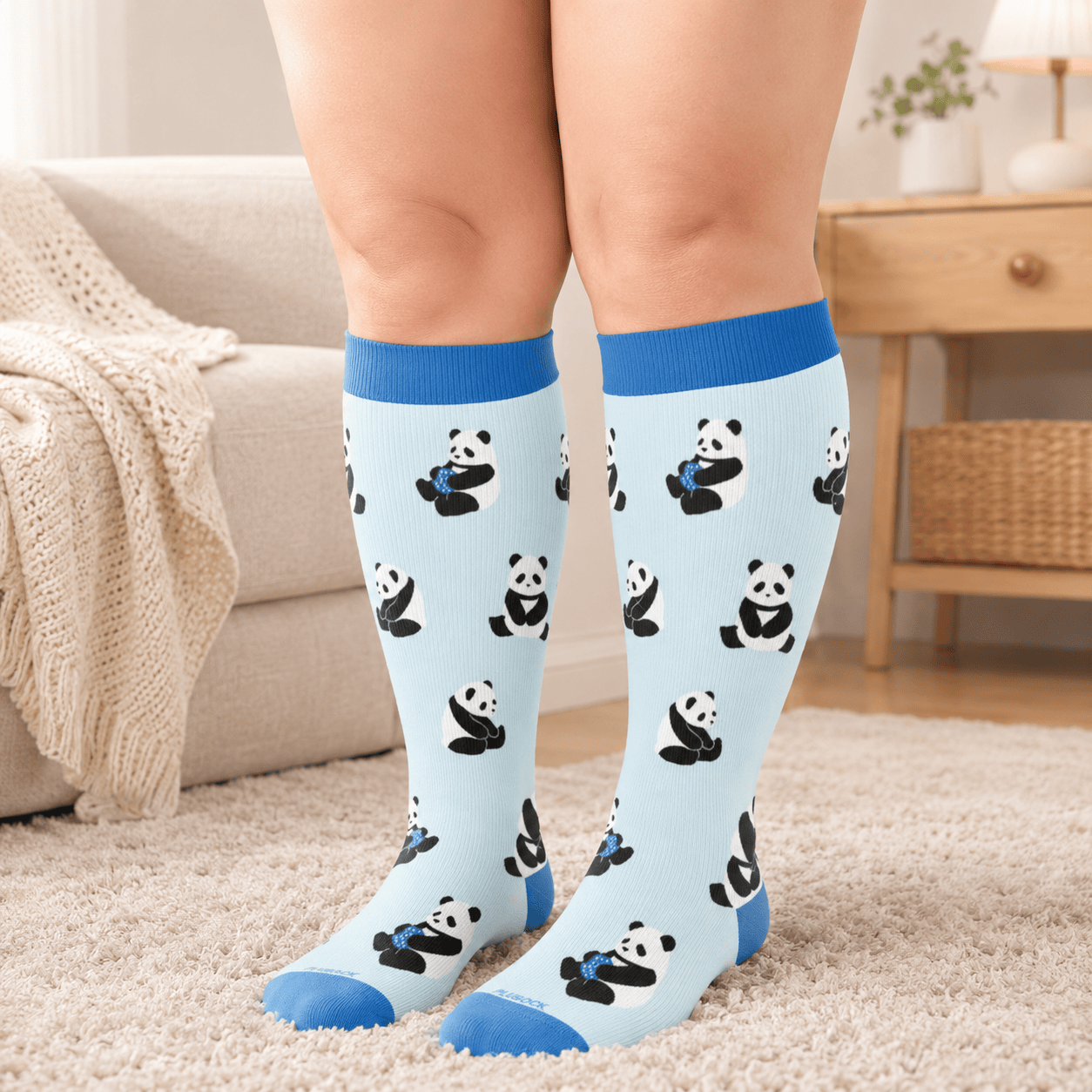 Kompressionsstrümpfe mit Hasen-, Panda- und Dackelmotiv in Übergröße - image 2