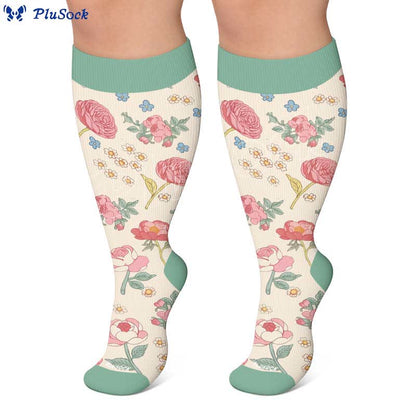 Kompressionsstrümpfe mit pastellfarbenem Blumenmuster in Übergröße - image 6